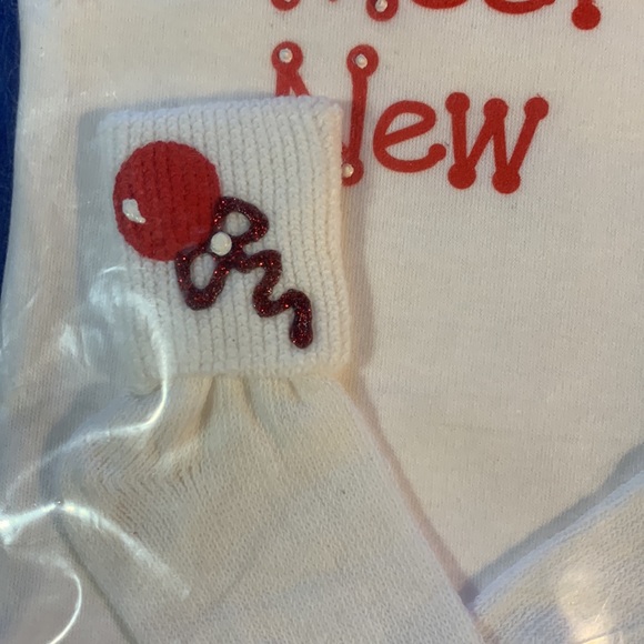 Meet Your New Boss Red Balloon 3-6 Month Soft Onesie and Socks - Picture 3 of 5